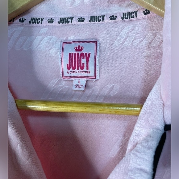 Juicy Couture Pajama set. - Picture 2 of 6